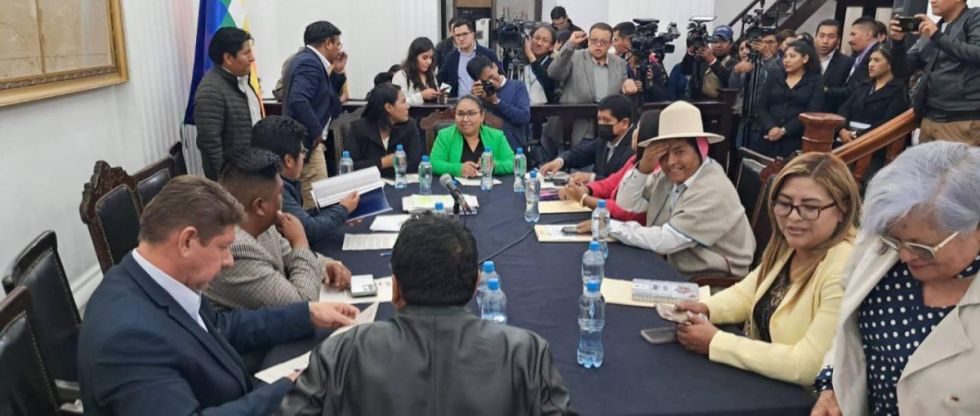 Hay baja participación de mujeres para las judiciales; Comisión evalúa alternativas de solución