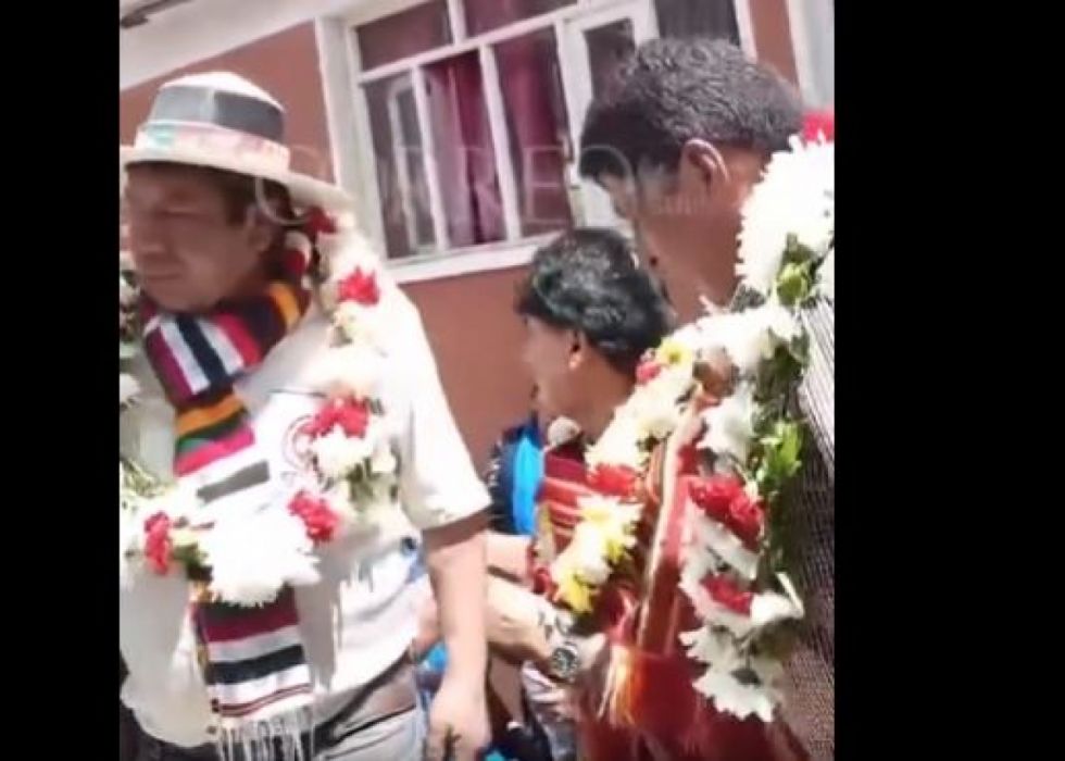 Bartolinas de Chuquisaca expulsan a Evo Morales de ampliado y lo declaran persona no grata