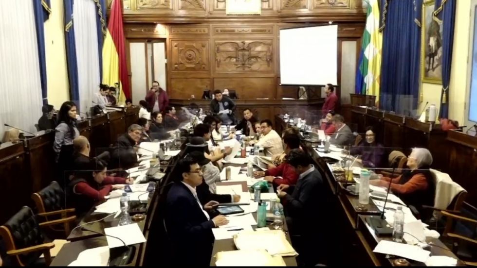 Inhabilitan al 60% de los postulantes en el TCP