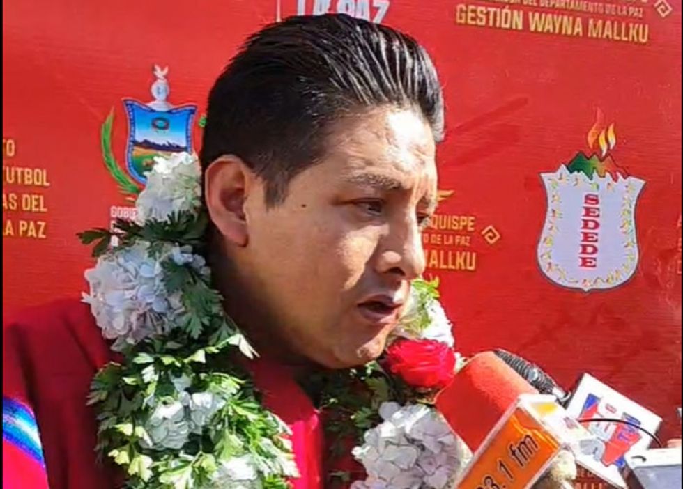 Santos Quispe prevé que La Paz perderá un escaño