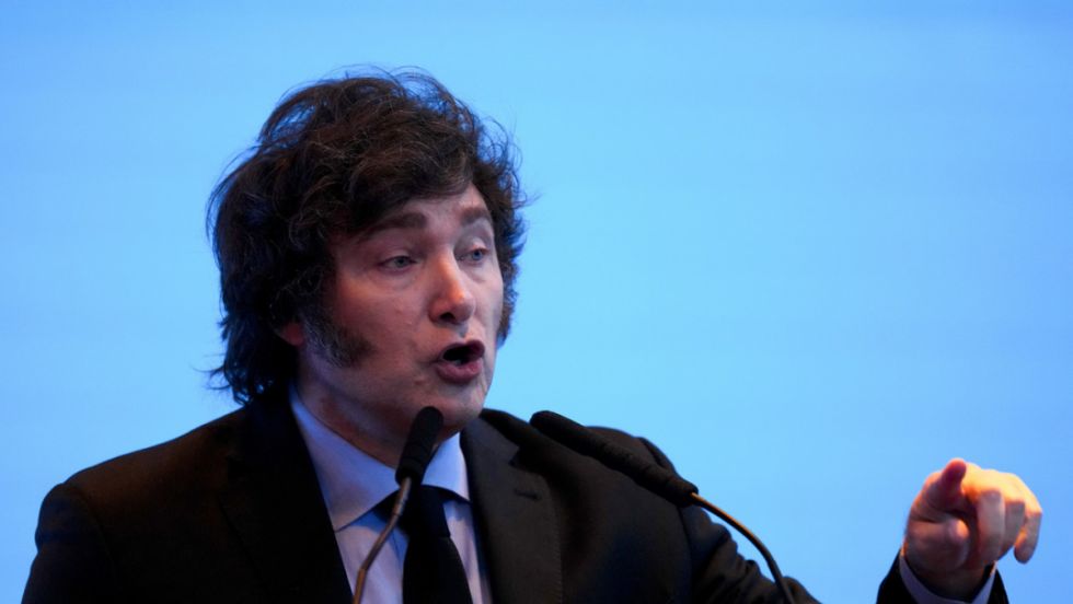 Milei redobla sus críticas a los gobernadores