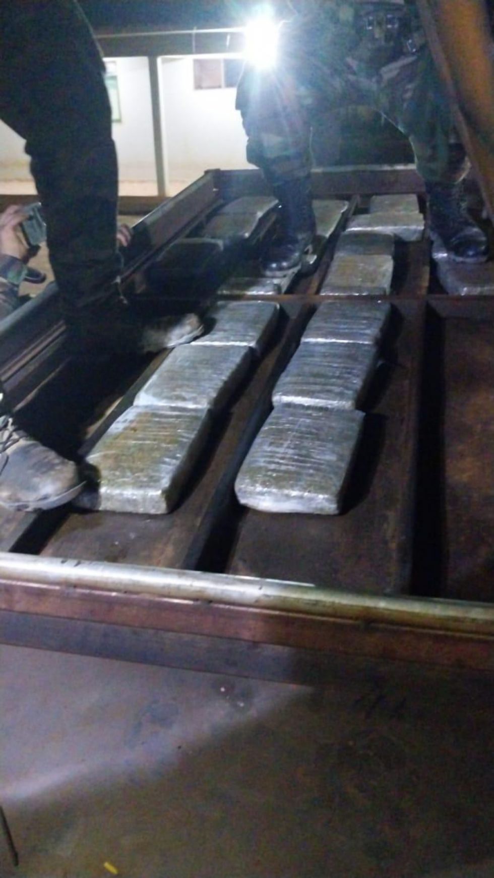 Dos sujetos fueron imputados por trasladar más de 21 kilos de marihuana 