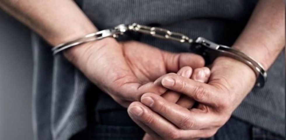 Encarcelan a investigados por parricidio y asesinato 