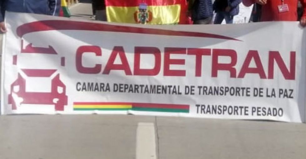 Transporte pesado se declara en emergencia por muerte de choferes en Paraguay y pide dar ayuda