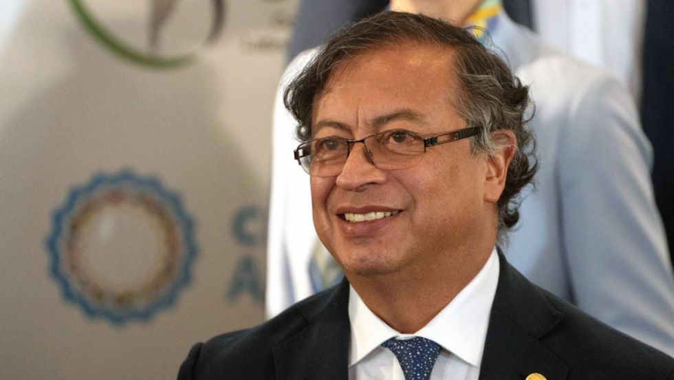 Petro brinda garantías para movilizaciones opositoras