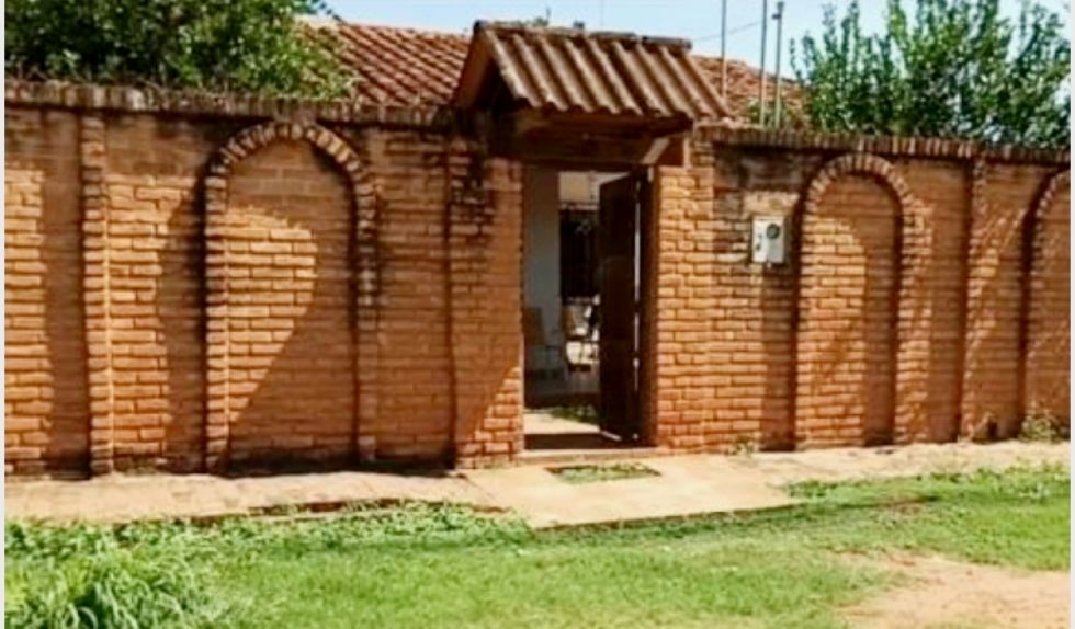 La Policía allana domicilio de un obispo en Santa Cruz; la Iglesia Católica pide respeto al debido proceso