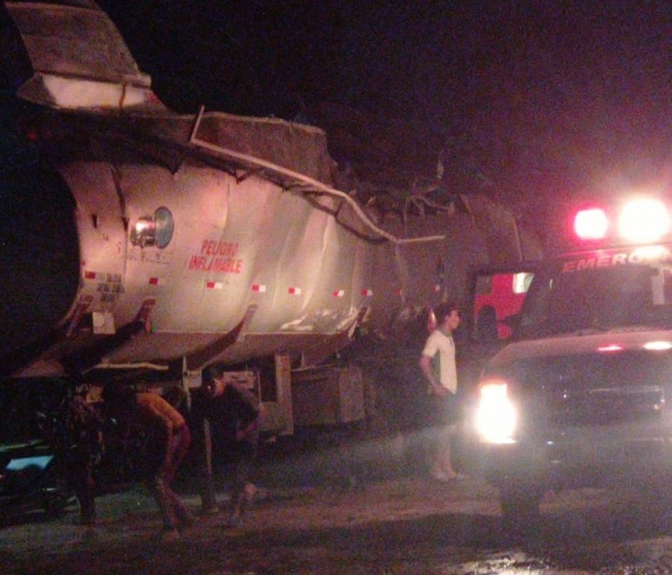 Yacuiba: Un camión cisterna explotó en un taller de soldadura (Video)
