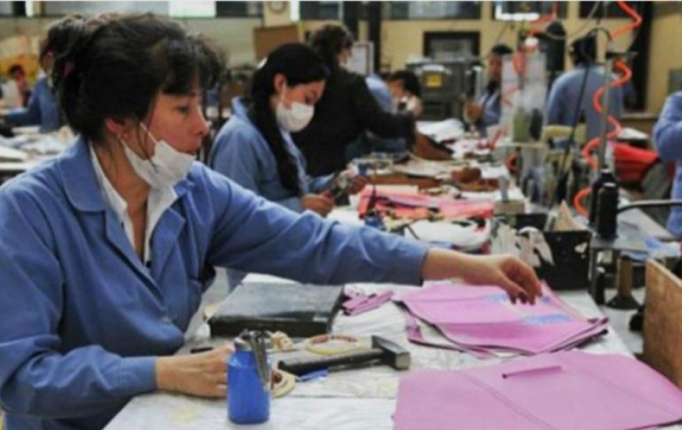 La Defensoría registra 1.683 denuncias sobre derechos laborales e insta al Estado a tomar acciones