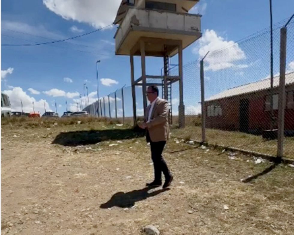 Mario Aguilera intentó visitar a Fernando Camacho en Chonchocoro, pero no fue recibido