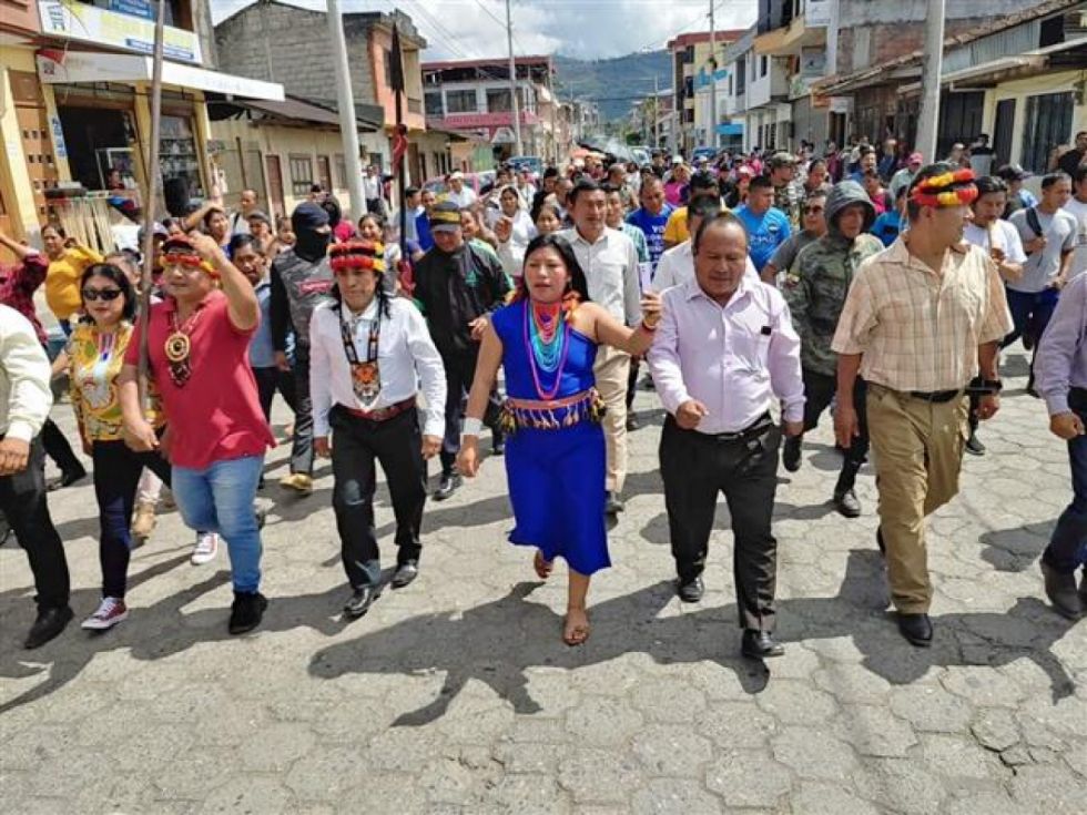 Indígenas Shuar en Ecuador marchan contra la minería
