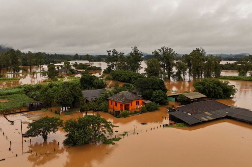 Bolivia se solidariza con los familiares de víctimas y desaparecidos que dejaron las intensas lluvias en Brasil