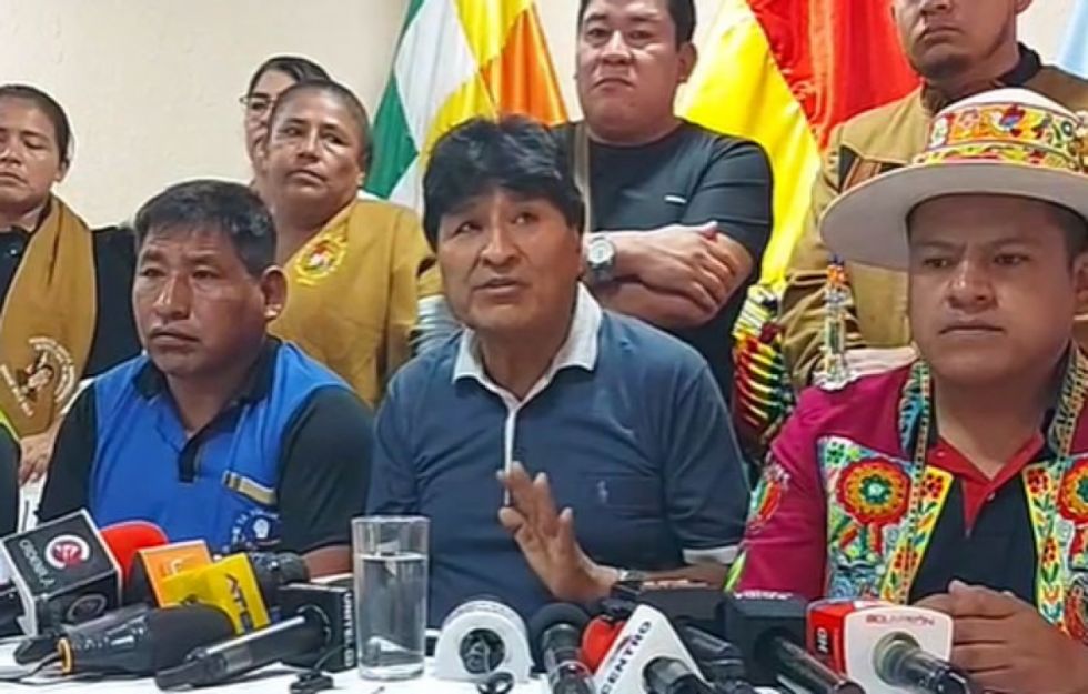 Evo pide paciencia a sus bases antes de movilizarse y apuesta por agotar la ‘lucha legal’