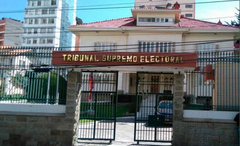 El TSE definirá si registra directivas de partidos políticos
