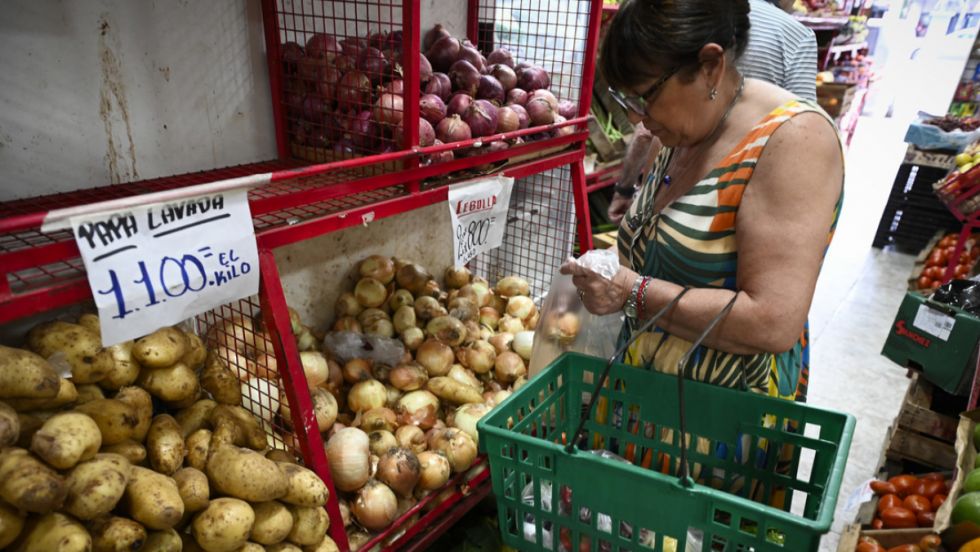Argentina: inflación se desacelera por cuarto mes