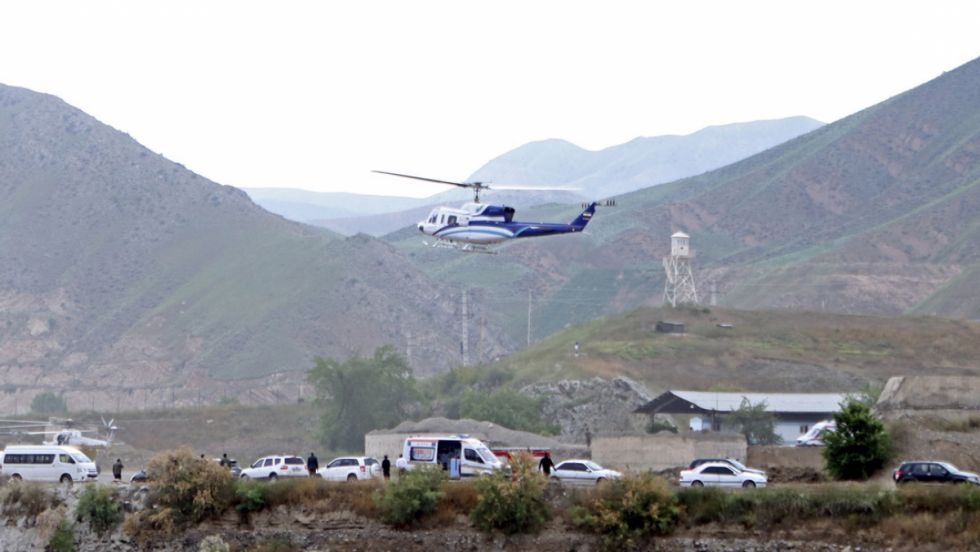 Localizan el helicóptero en el que viajaba Raisi