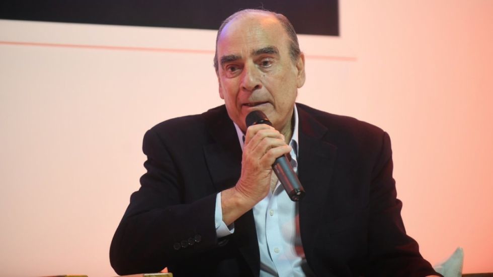 La ley Bases se abre camino en el Senado argentino