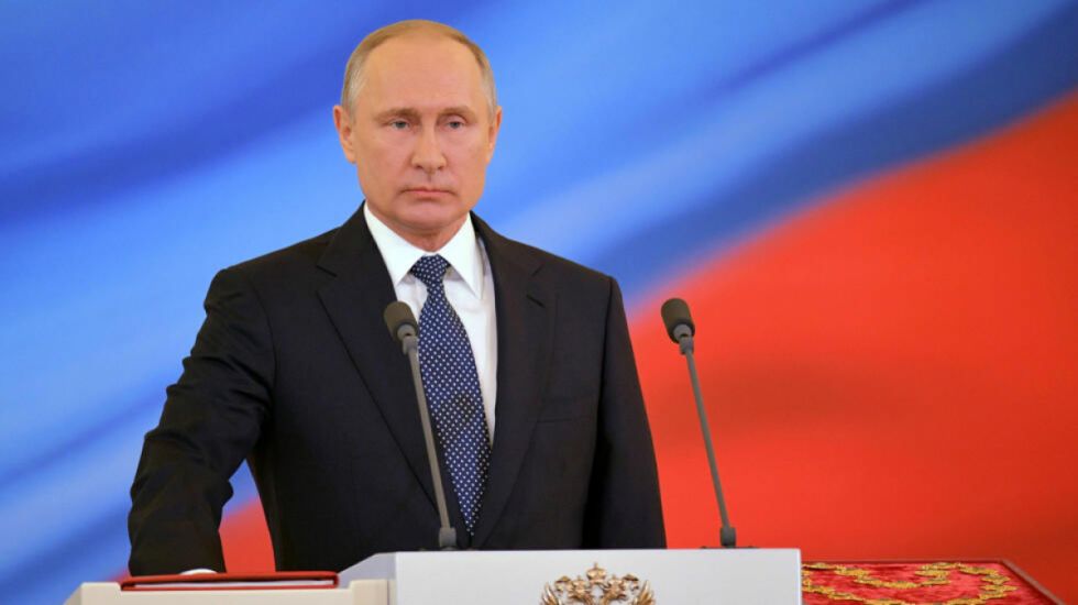 Putin espera "resolución de crisis" con Occidente