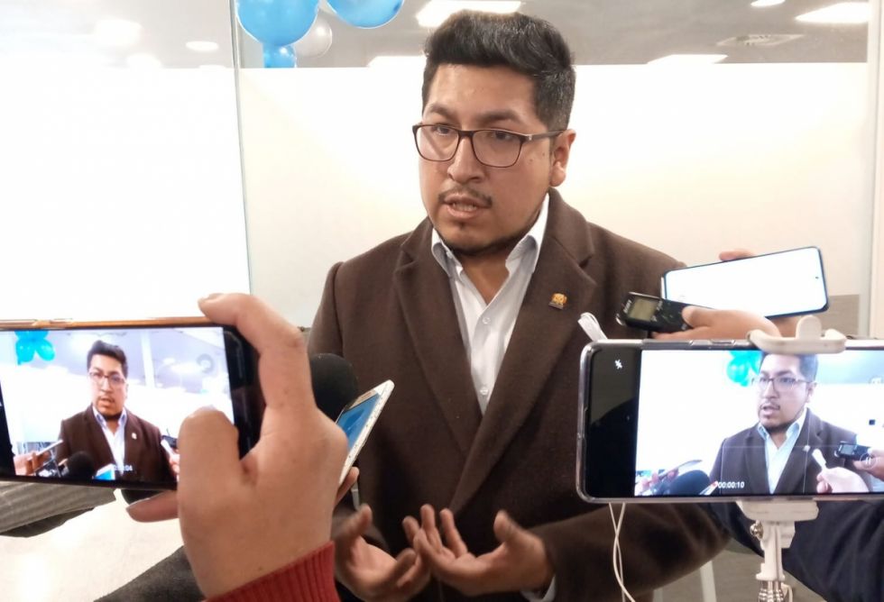 Dirigentes médicos no ceden; van a paro de 96 h