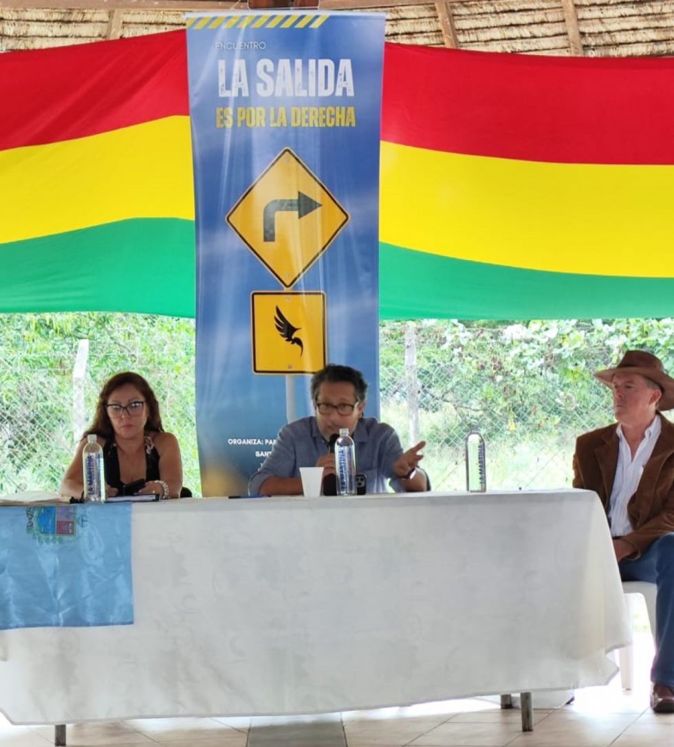 Coalición de derecha forma un bloque político con la “Declaración del Urubó” con miras a 2025