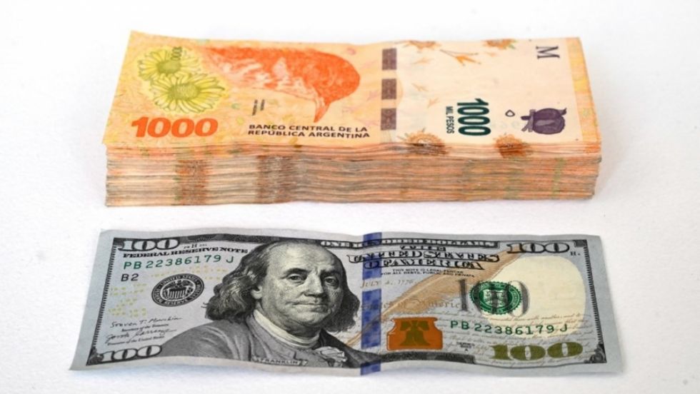 El dólar 'blue' en Argentina bate un nuevo récord
