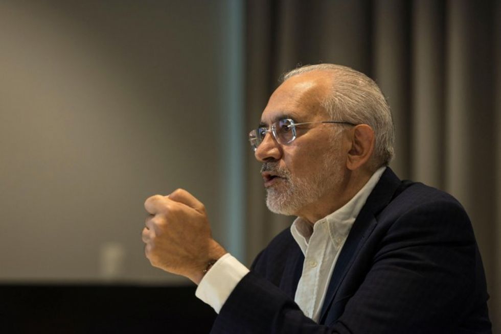 Carlos Mesa critica el intento de golpe de Estado, pide respetar el mandato constitucional de Arce