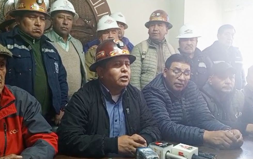 COB pide la reestructuración de las Fuerzas Armadas luego del intento de Zúñiga
