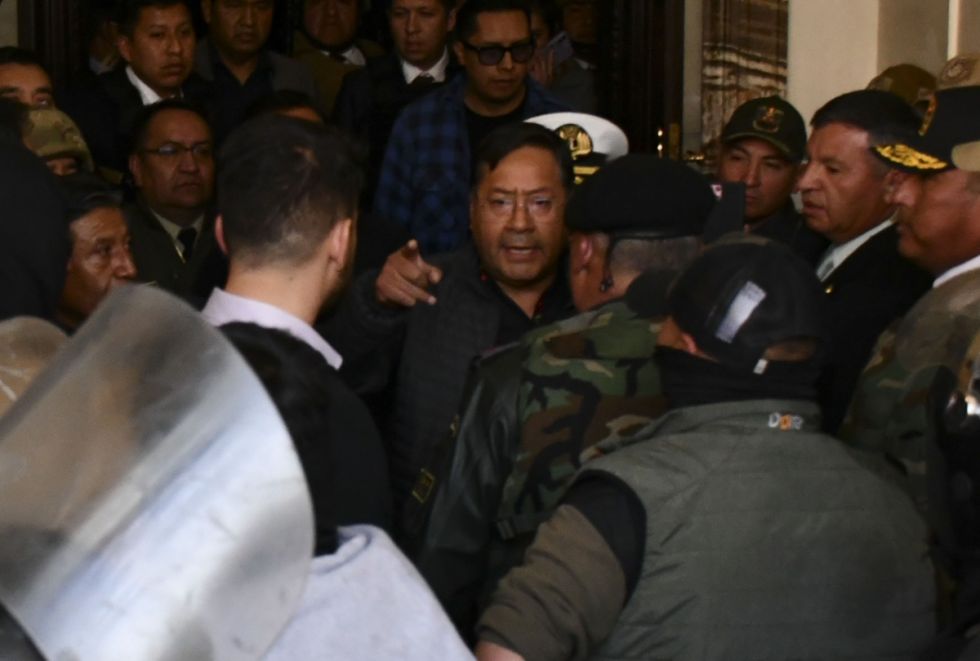 Del cuerpeo Arce – Zúñiga a la implosión del MAS