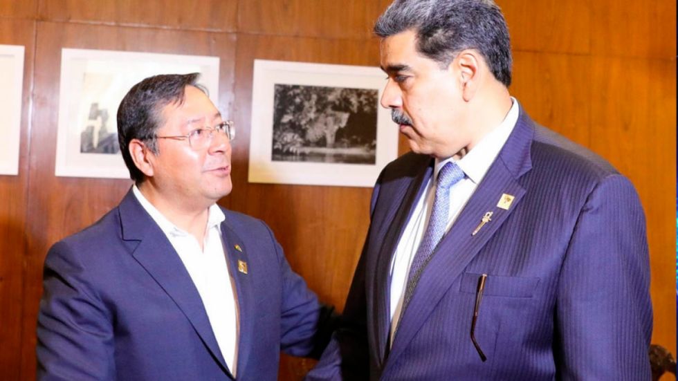 Maduro denuncia "intento de golpe en Bolivia" y critica duramente a Milei
