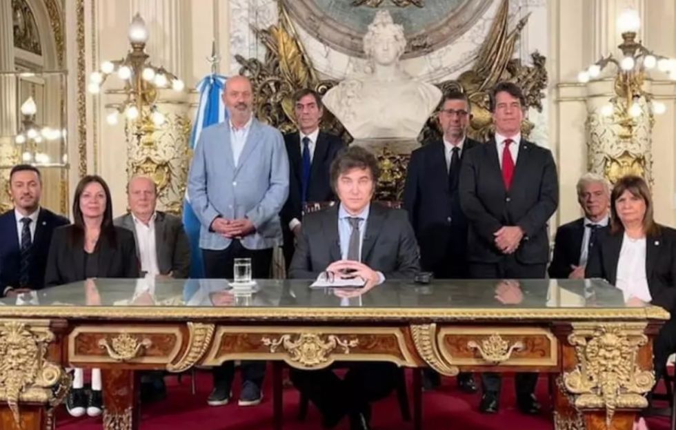 El ingreso de Sturzenegger al gabinete de Milei siembra intrigas