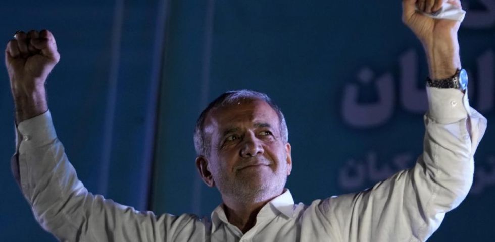 El reformista Masud Pezeshkian gana las elecciones presidenciales en Irán