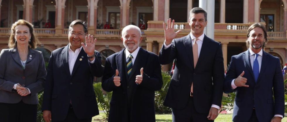 Mercosur: Arce recibe respaldo de Uruguay y Brasil tras denuncia de “intento golpista” y rechaza versión de “autogolpe”