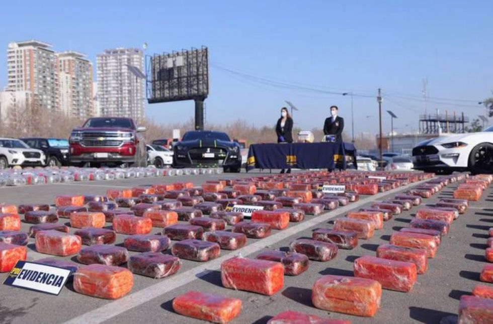 Decomisan en Chile cerca de una tonelada de drogas