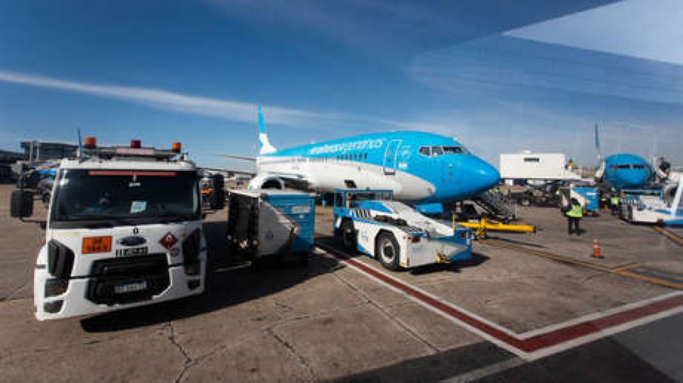 Argentina desregula el transporte aéreo