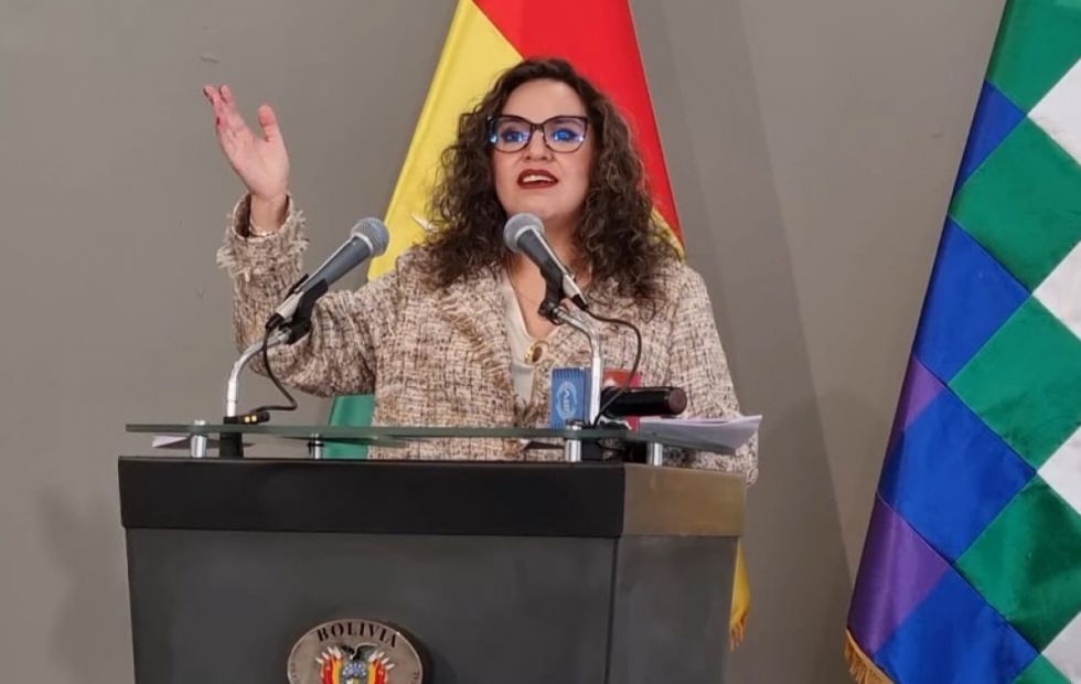 Gobierno emite decreto para crear el Instituto Gastroenterológico del Bicentenario y busca acelerar la puesta en marcha