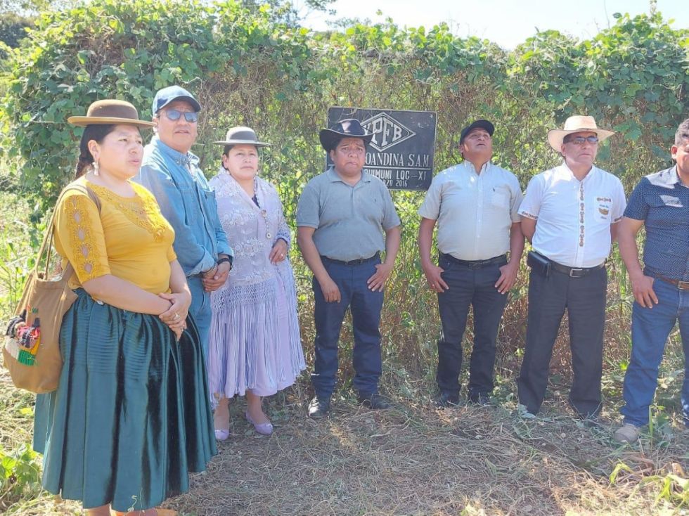Legisladores verifican abandono de pozo Lliquimuni
