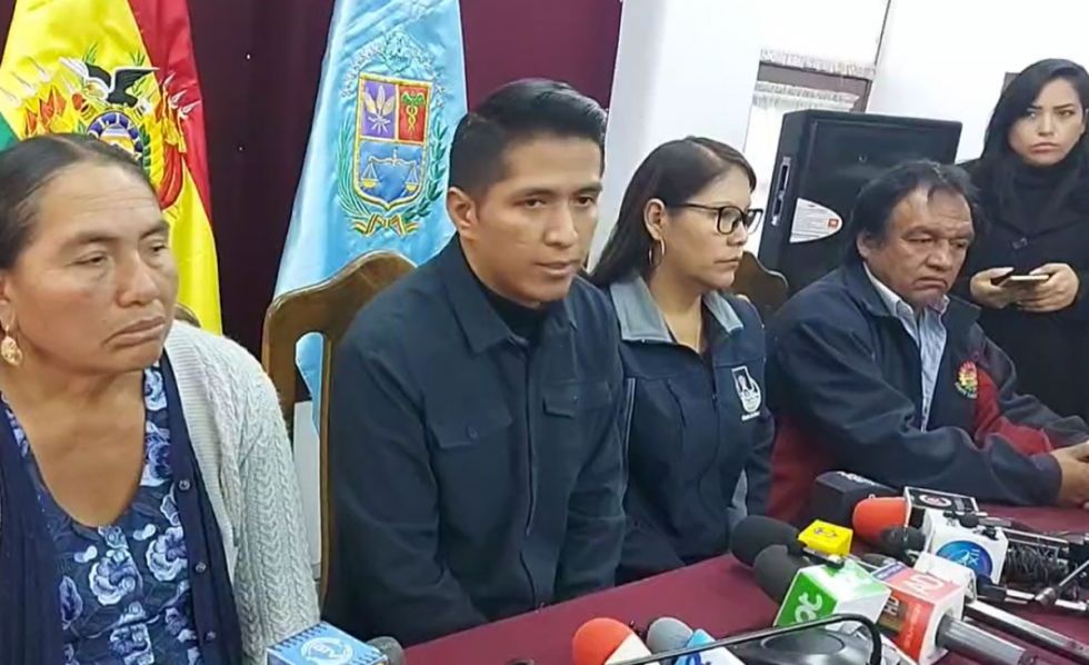 Andrónico niega que el Trópico pretenda conformar milicias y se abre a la incursión de la FFAA en la región