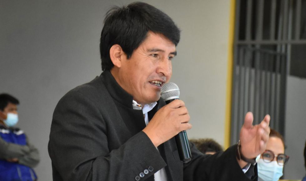 La semana opositora: La desconexión de Santa Cruz y la vía "popular"