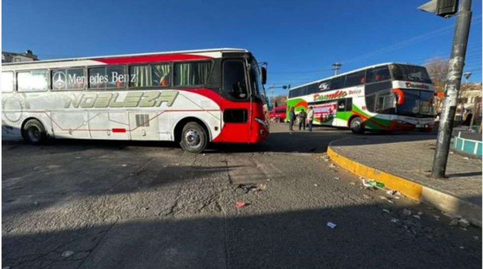 Este miércoles hay bloqueos en carreteras y avenidas de cuatro departamentos del país