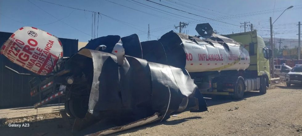 Explotó un carro cisterna y un trabajador perdió la vida en Cochabamba