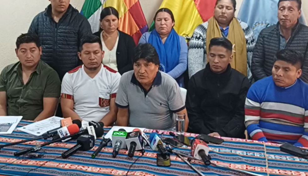 Evo propone alianza público-privada, condonación bancaria, bajar el IVA y tasa de interés, entre otras medidas económicas