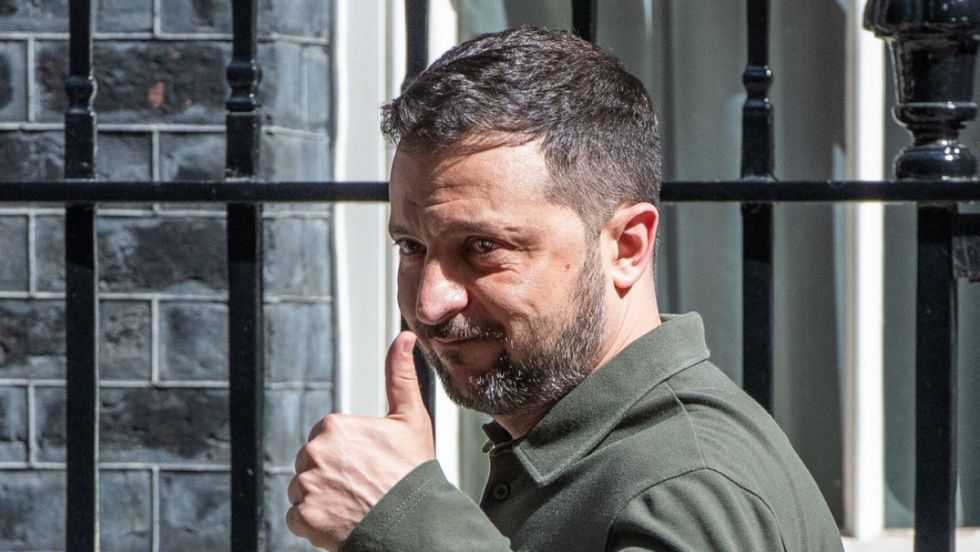 Zelenski promete terminar el conflicto ucraniano