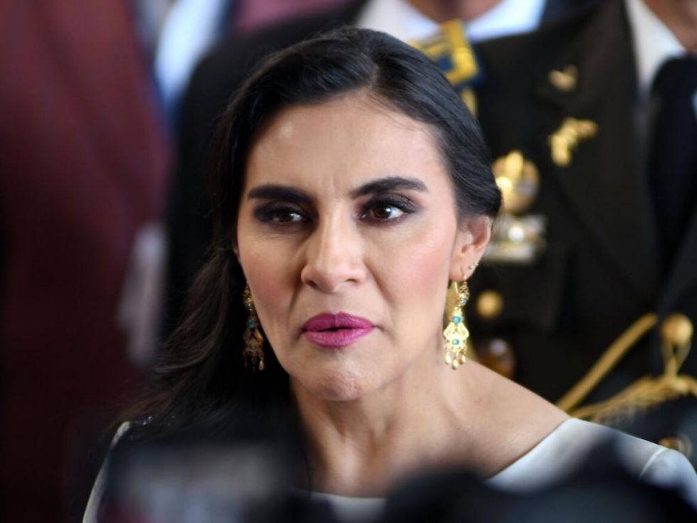 Abad debe aclarar denuncia contra Noboa