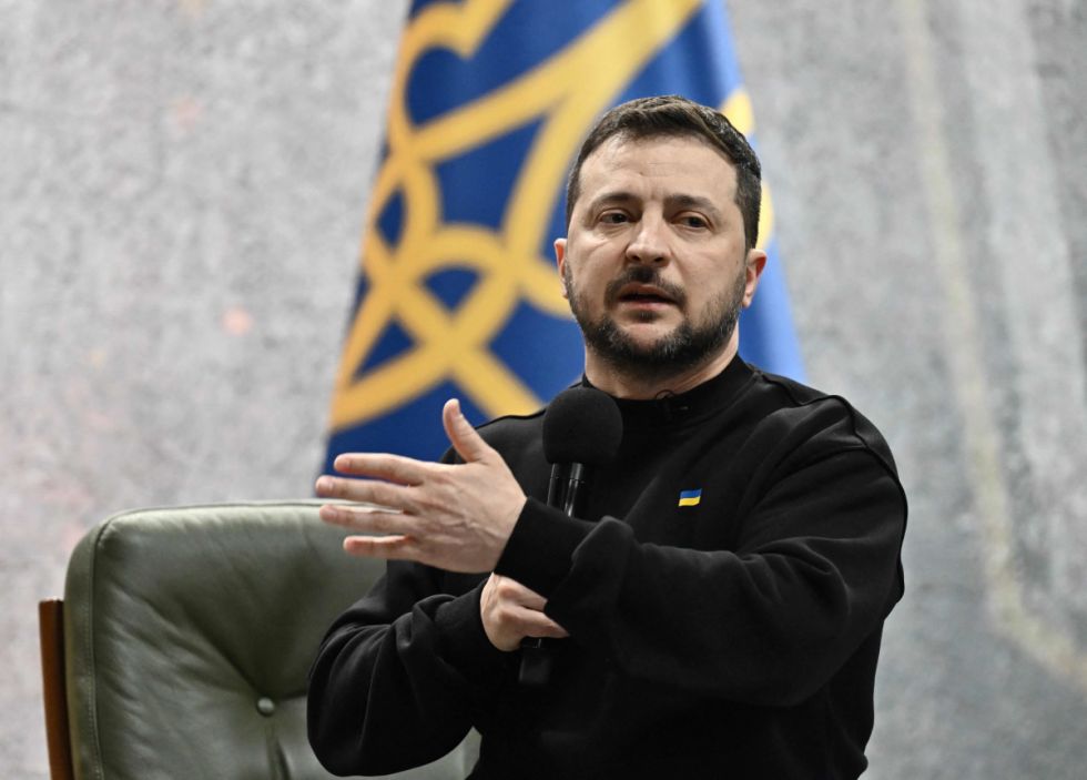 Zelenski pide más armas tras invasión de Kursk