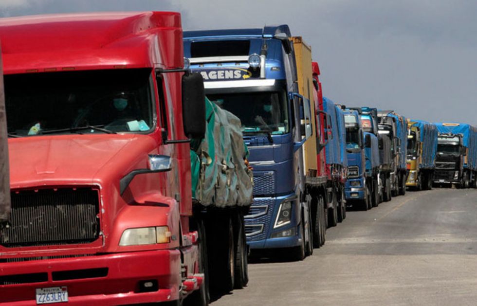 Transporte pesado convoca a ampliado el 28 de agosto para evaluar acciones por la falta de combustible
