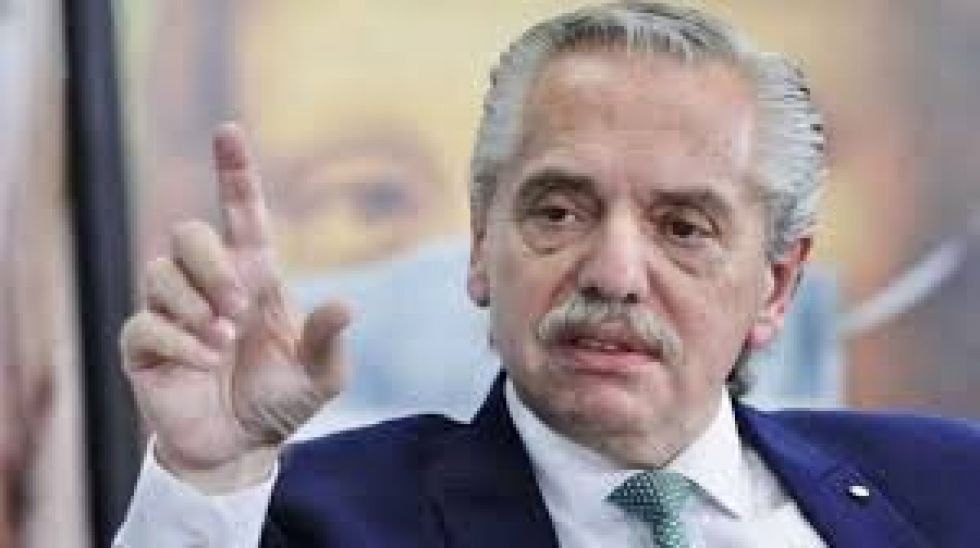 Alberto Fernández denuncia a Fabiola Yáñez
