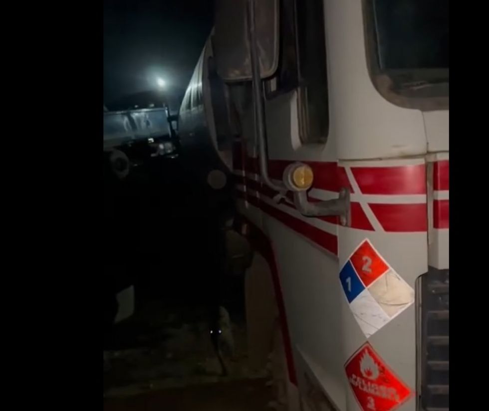 Denuncian agresión a funcionarios de la ANH en Guanay tras sorprender trasvasijado de combustible