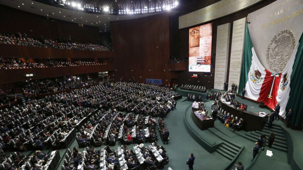 Ordenan a Diputados no debatir la reforma judicial en México