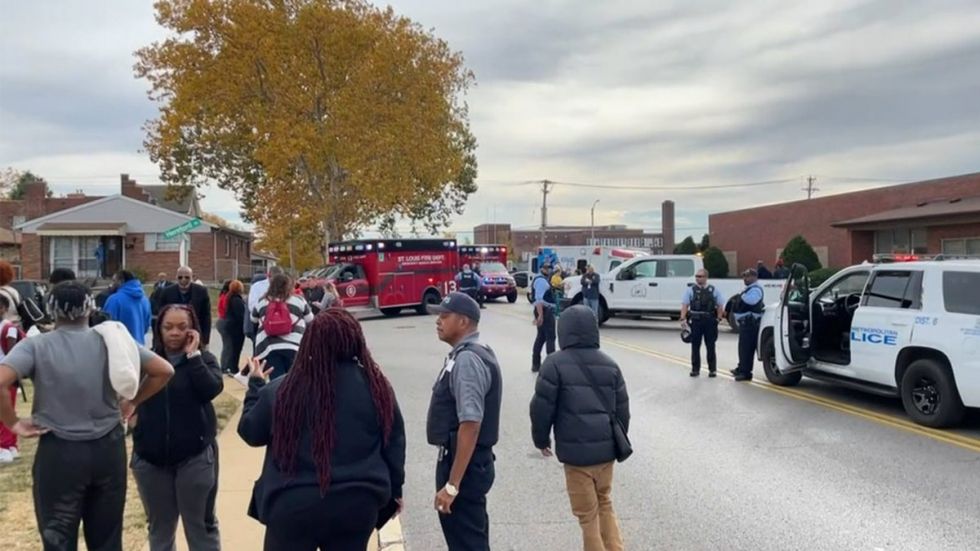 Tiroteo en una secundaria en EE.UU. deja al menos cuatro muertos y una treintena de heridos