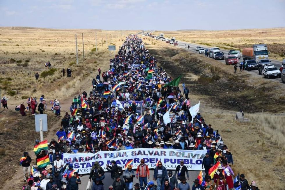  Reportan 26 heridos por los conflictos en la primera jornada de marcha dirigida por Evo