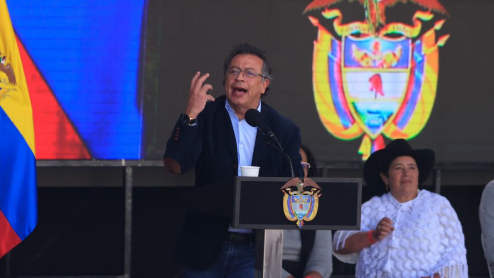 Gustavo Petro denuncia planes para derrocarlo